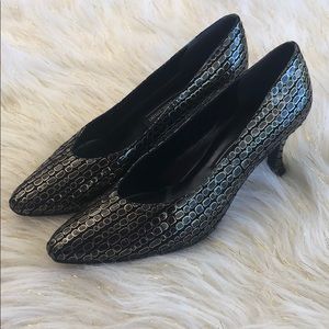 Stuart Weitzman Short Heels✨